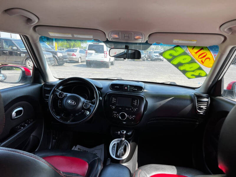 2017 Kia Soul +