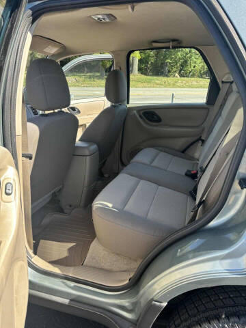 2006 Ford Escape XLS