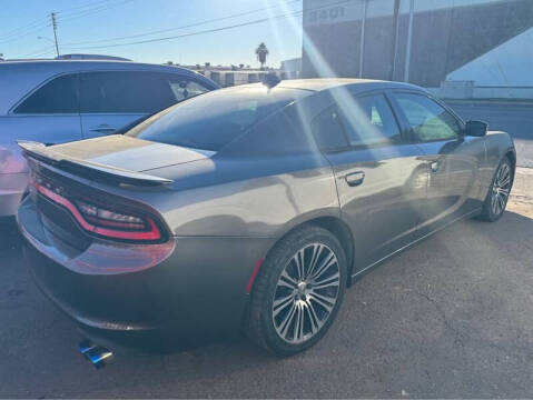 2016 Dodge Charger SXT