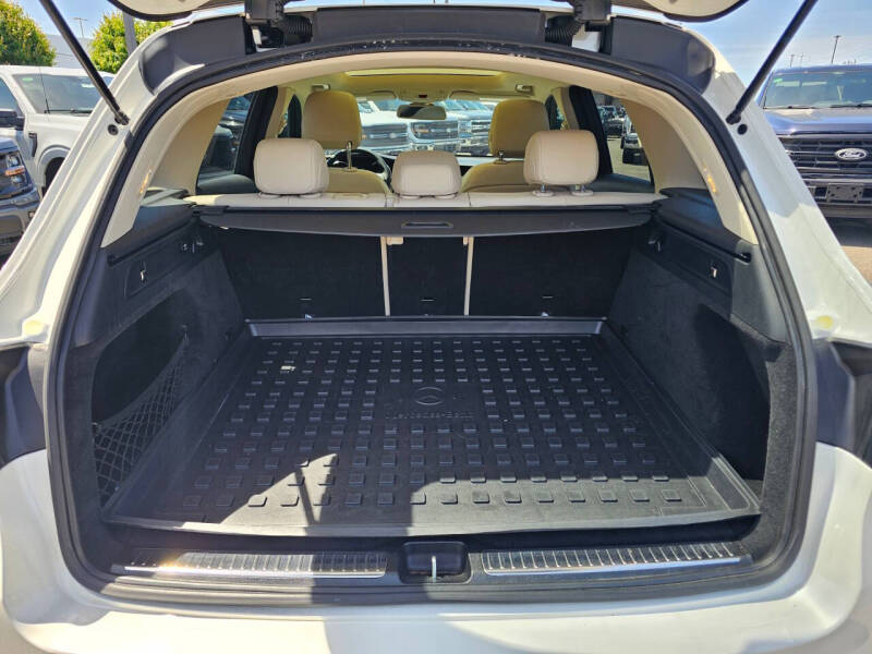 2017 Mercedes-Benz GLC GLC 300 4MATIC
