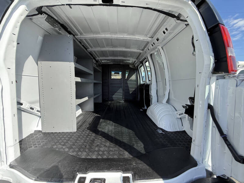 2020 GMC Savana 2500
