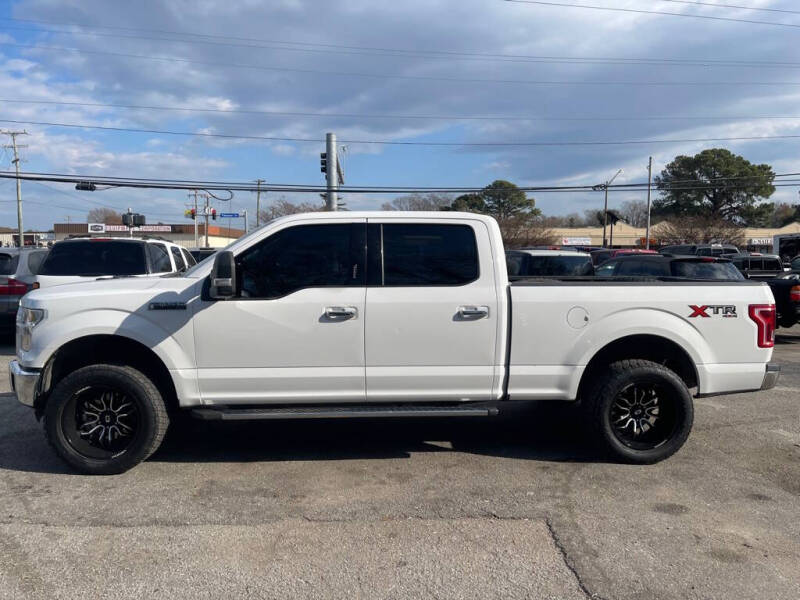 2015 Ford F-150 XLT photo 6