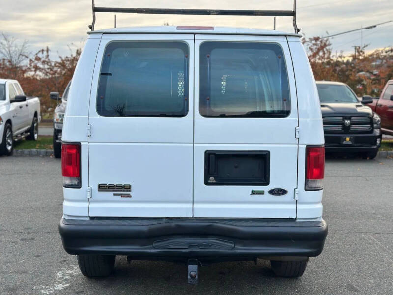 2014 Ford E-Series E-250