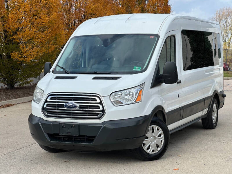 2016 Ford Transit XLT's photo