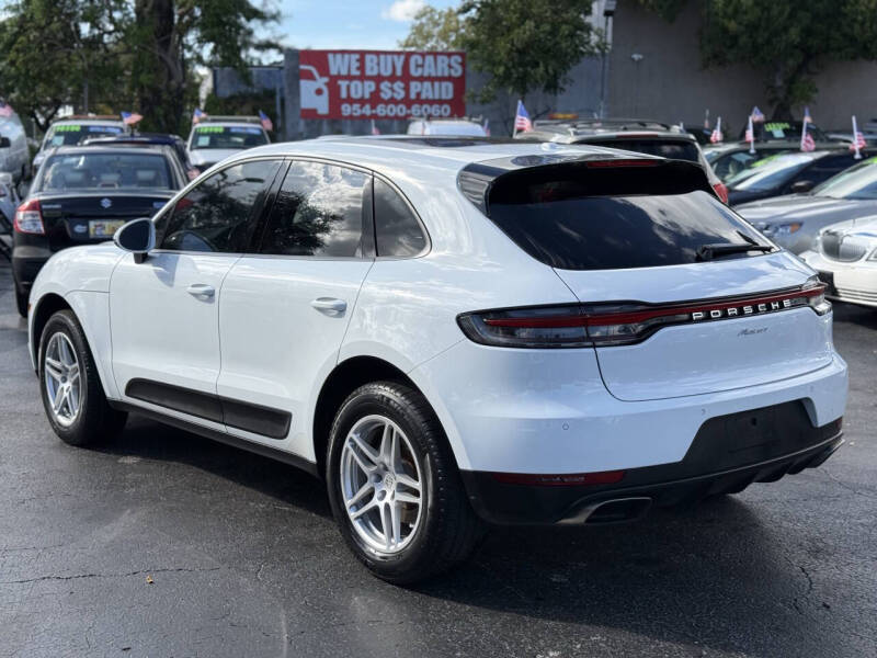 2020 Porsche Macan