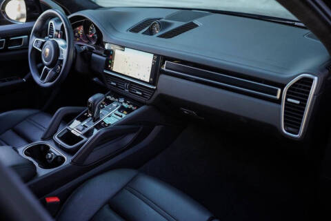 2022 Porsche Cayenne GTS