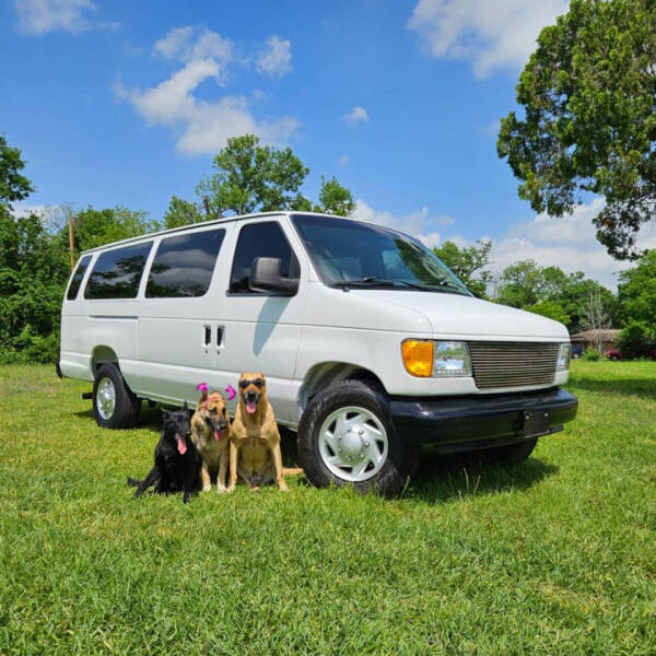 2004 Ford E-Series E-350 SD XL