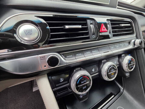 2021 Genesis G70