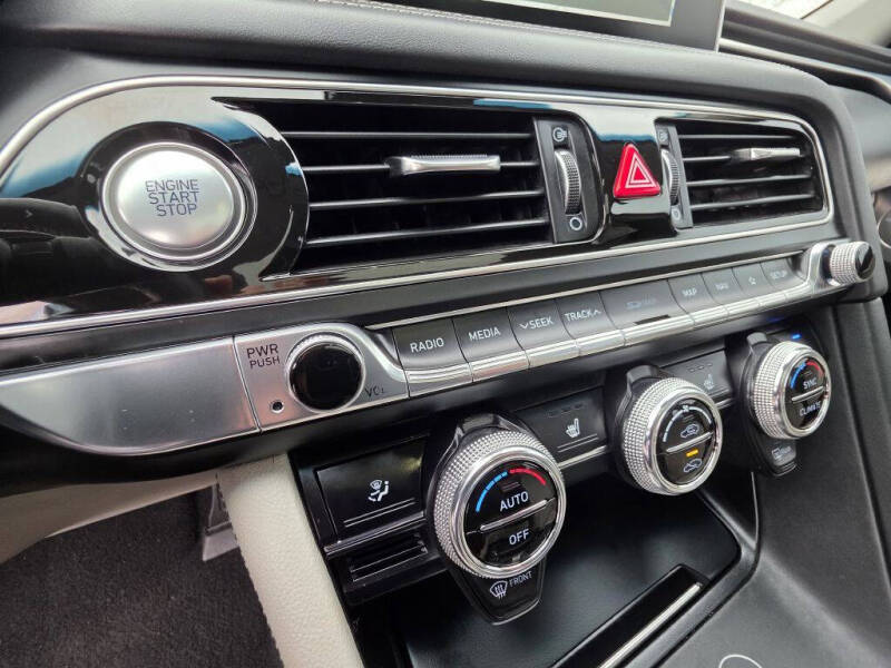 2021 Genesis G70