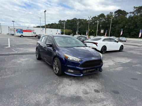 2017 Ford Focus ST