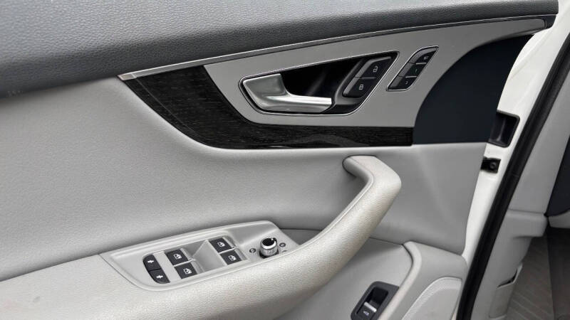 2018 Audi Q7 2.0T quattro Premium Plus