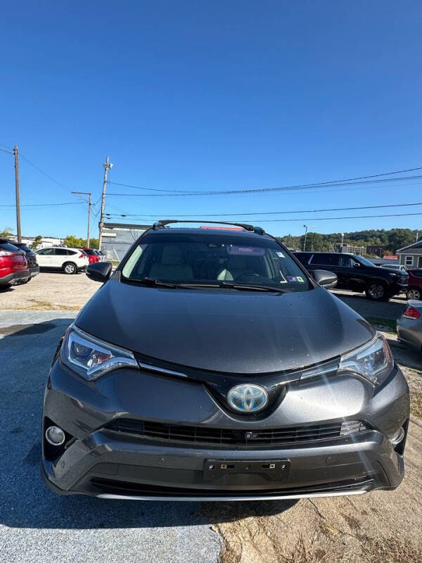 2018 Toyota RAV4 Hybrid for sale at Sissonville Used Car Inc. in South Charleston WV