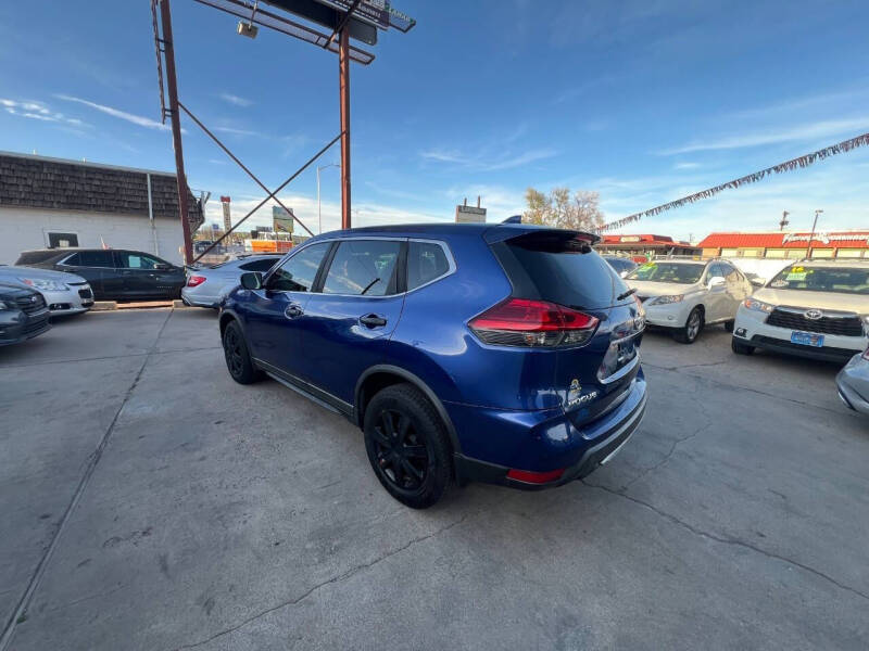 2017 Nissan Rogue S
