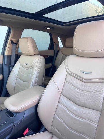 2017 Cadillac XT5 Platinum