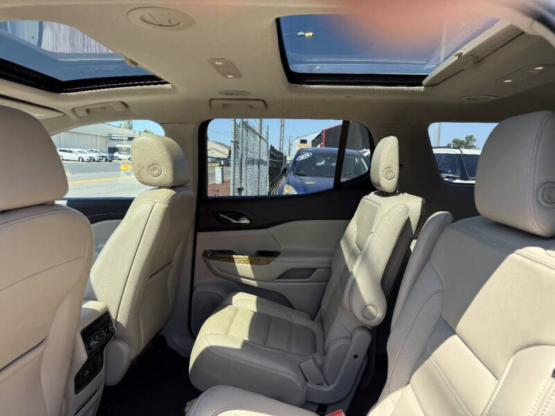 2019 GMC Acadia Denali