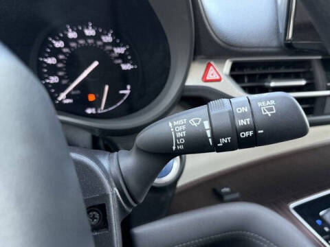 2024 Toyota Sienna LE 8-Passenger