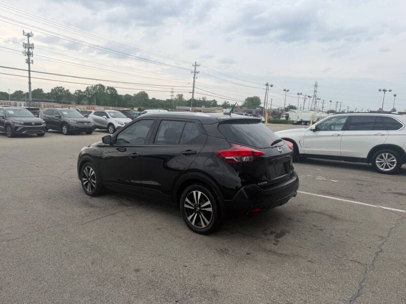 2018 Nissan Kicks SV