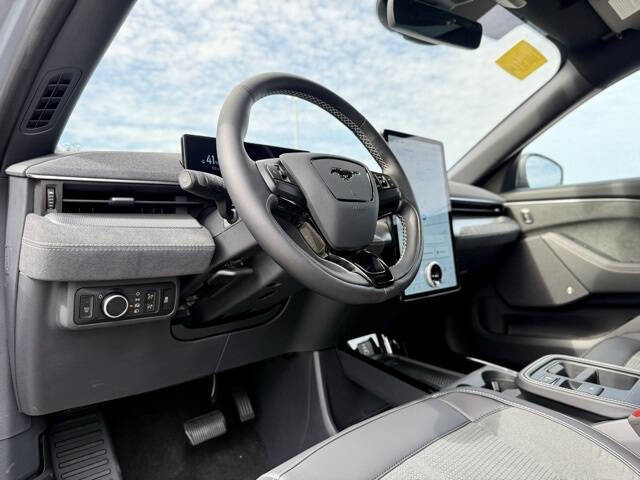 2025 Ford Mustang Mach-E GT