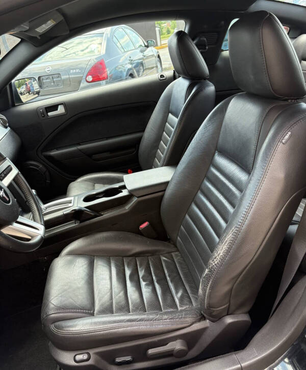 2008 Ford Mustang GT Deluxe