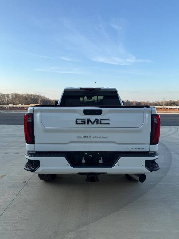 2025 GMC Sierra 2500HD Denali Ultimate