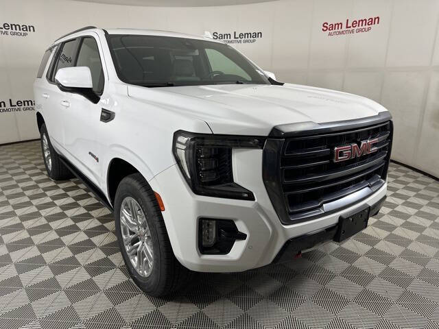 Used 2022 GMC Yukon AT4 with VIN 1GKS2CKL8NR239251 for sale in Bloomington, IL