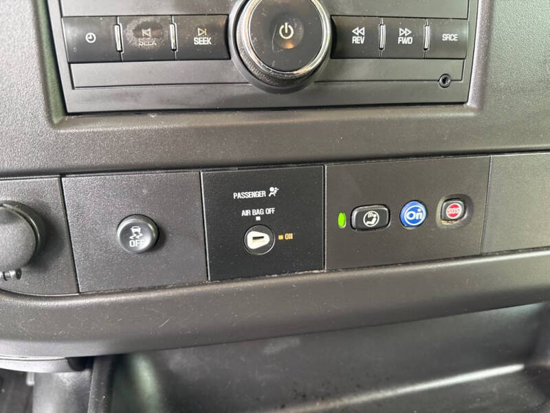 2021 Chevrolet Express 2500