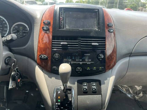 2004 Toyota Sienna
