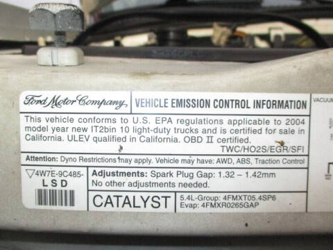 2004 Ford E-Series E-250 SD