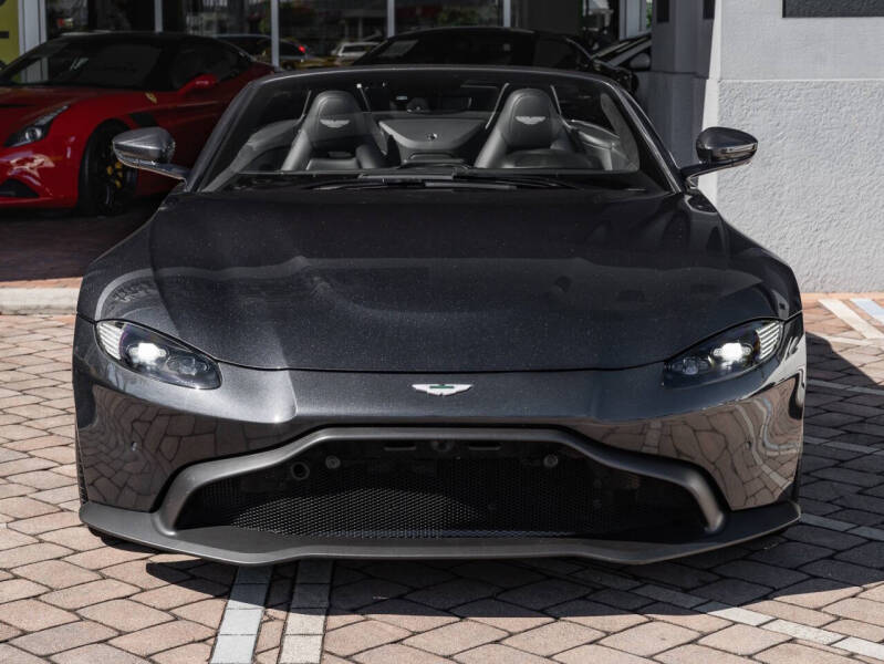 2021 Aston Martin Vantage