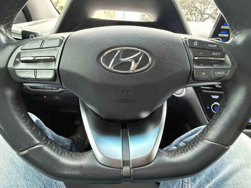 2020 Hyundai Ioniq Hybrid SE