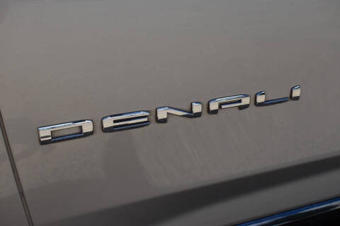 2023 GMC Yukon Denali Ultimate