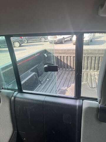 2017 Toyota Tacoma SR