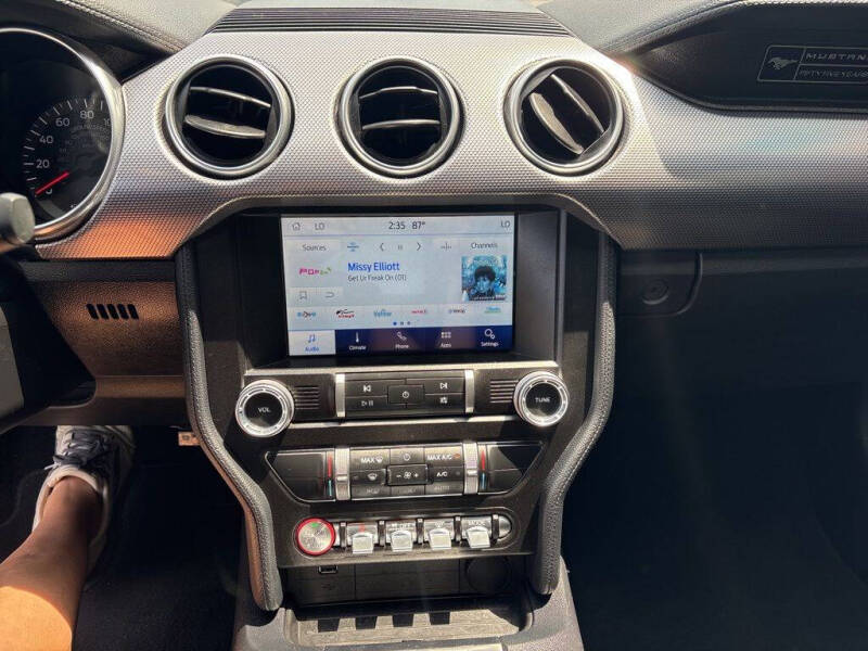 2020 Ford Mustang EcoBoost