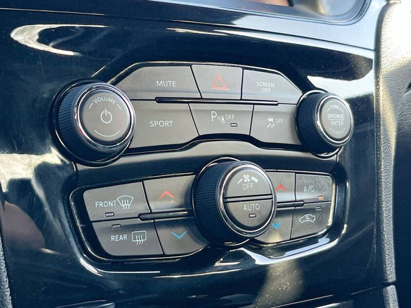 2021 Chrysler 300 S V6