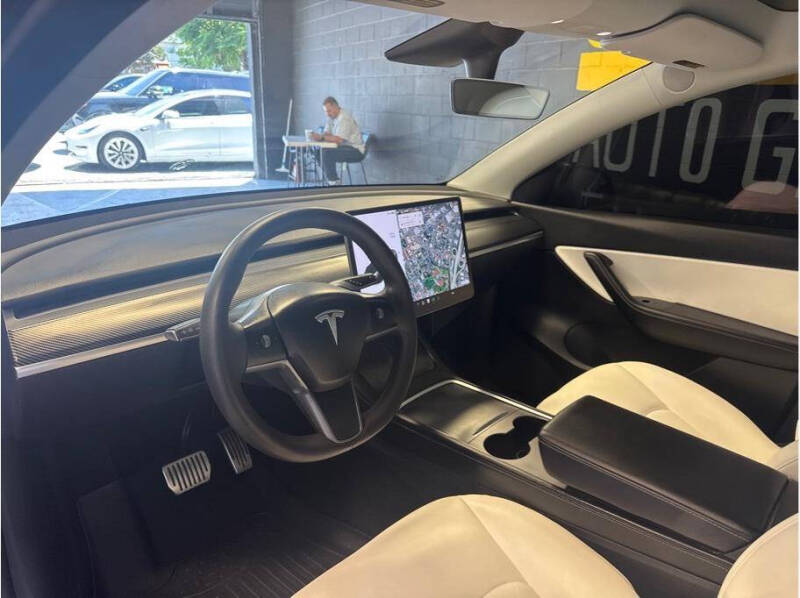 2022 Tesla Model Y Long Range