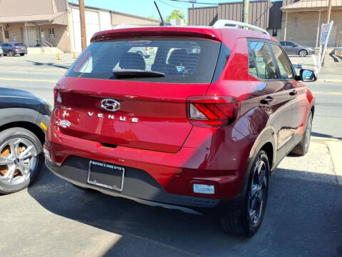 2024 Hyundai Venue Limited