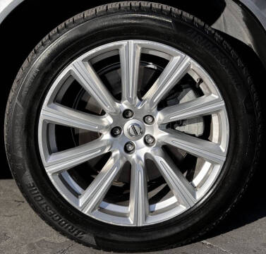 2016 Volvo XC90 T8 eAWD Inscription