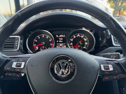 2017 Volkswagen Jetta 1.8T SEL