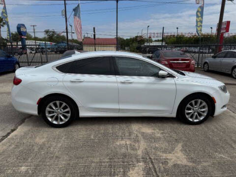 2015 Chrysler 200 C