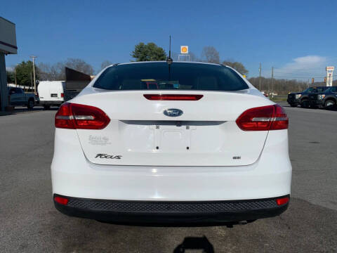 2017 Ford Focus SE