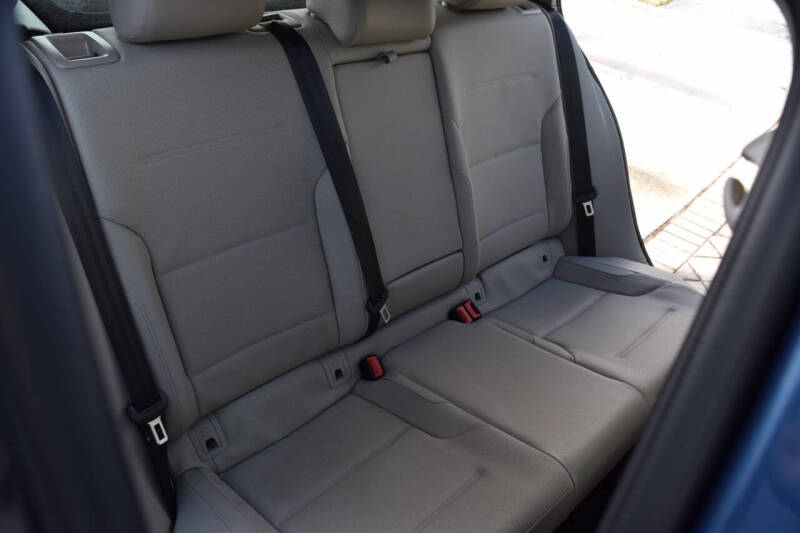 2015 Volkswagen Golf TDI SE