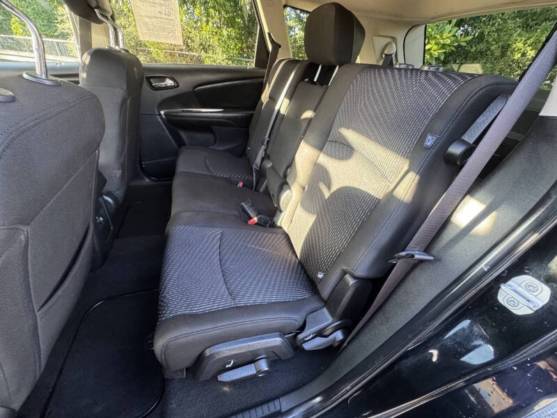2019 Dodge Journey SE