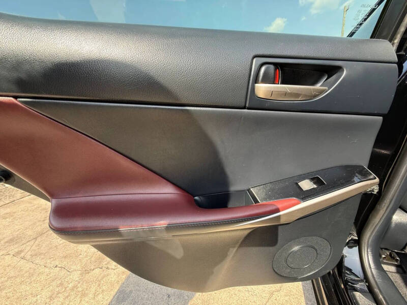 2018 Lexus IS 300