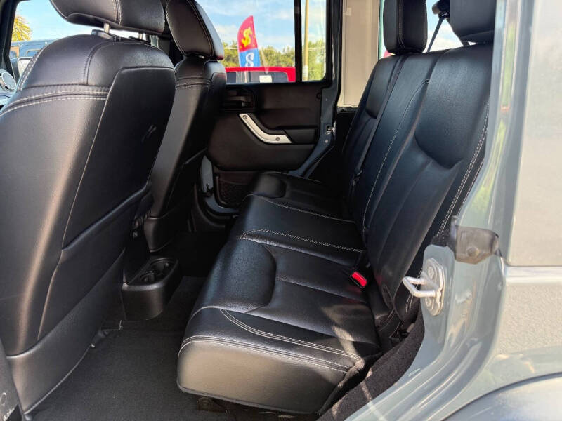 2015 Jeep Wrangler Unlimited Sahara