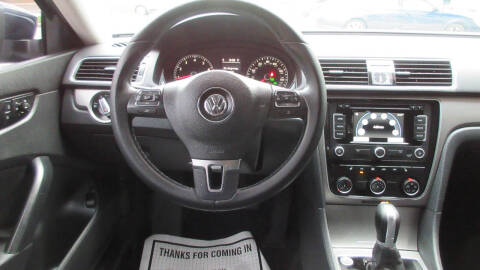 2015 Volkswagen Passat 1.8T SE