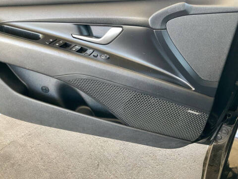 2022 Hyundai Elantra