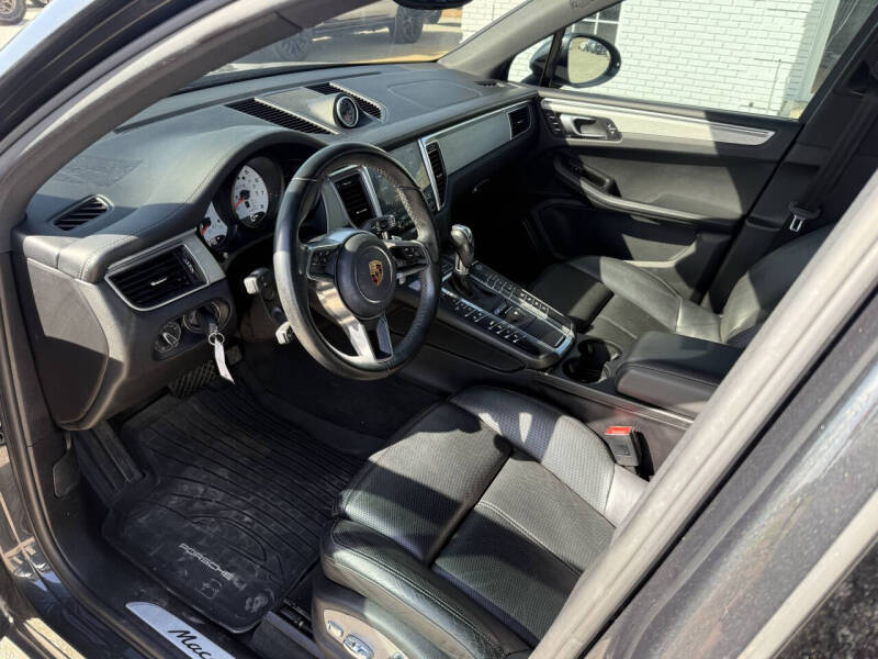 2018 Porsche Macan GTS