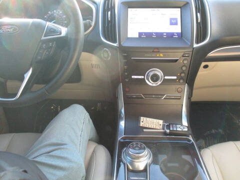 2019 Ford Edge Titanium