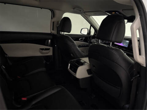 2022 Kia Carnival EX