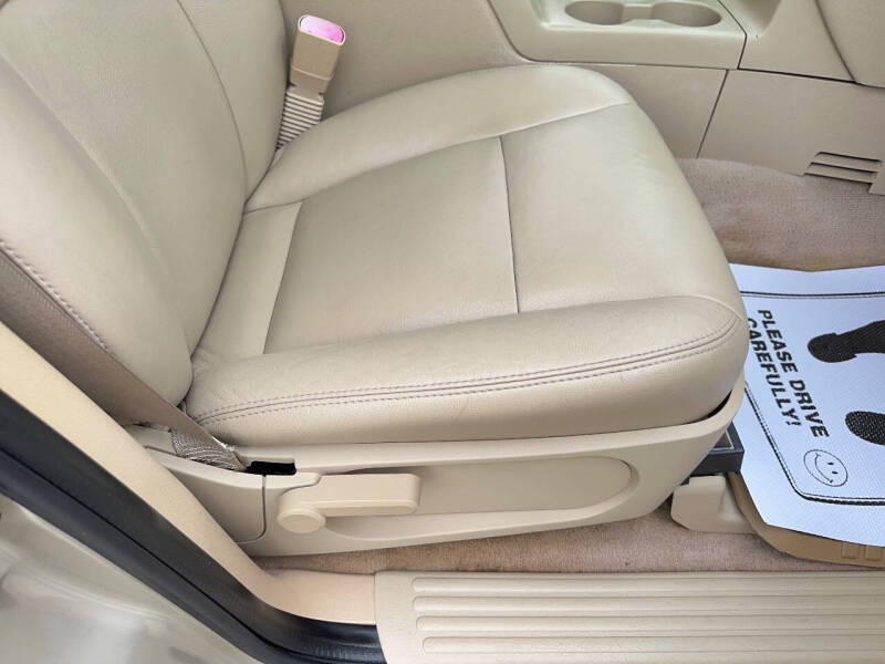 2006 Ford Explorer XLS